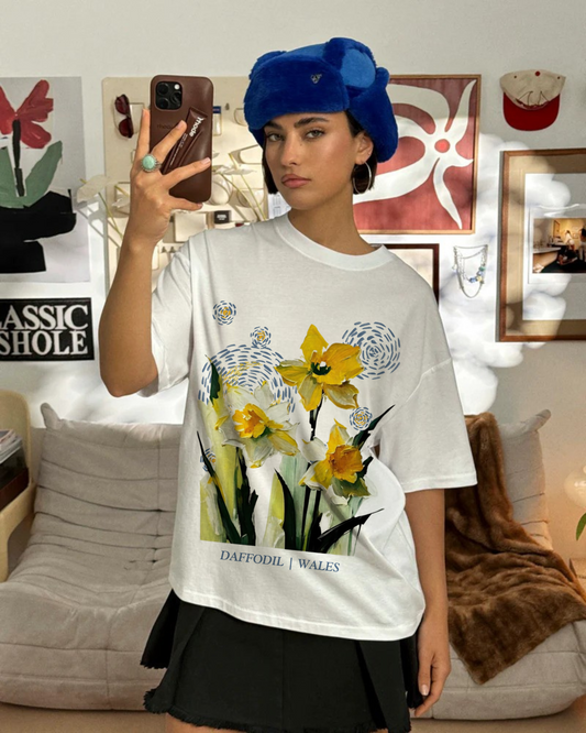 DAFFODILS ARTSY - TSHIRT